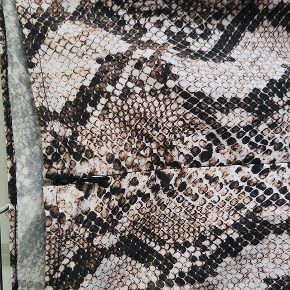 Figue Alena Skirt NWT size large - Picture 3 of 6